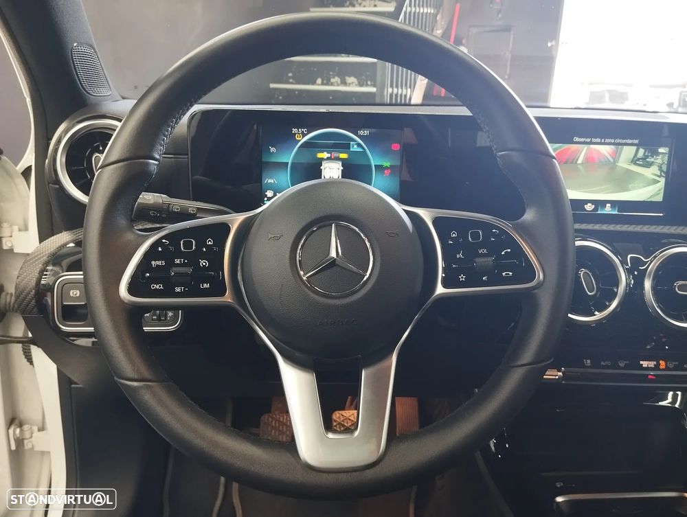 Mercedes-Benz A 180 d Style — fotografia 18