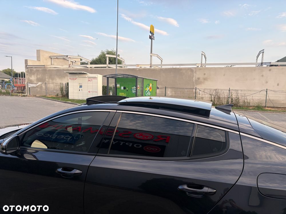 Kia Stinger 3.3 T-GDI AWD GT - 8