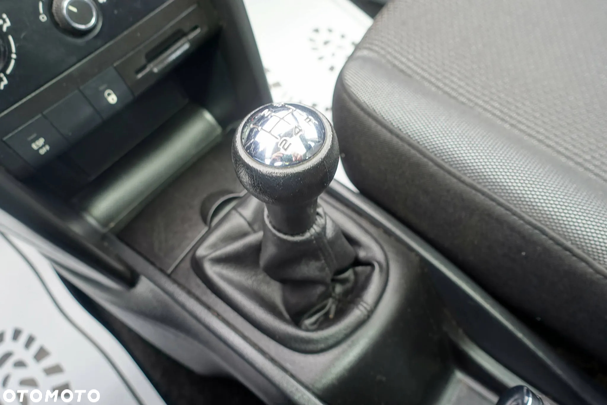 Peugeot 207 - 19