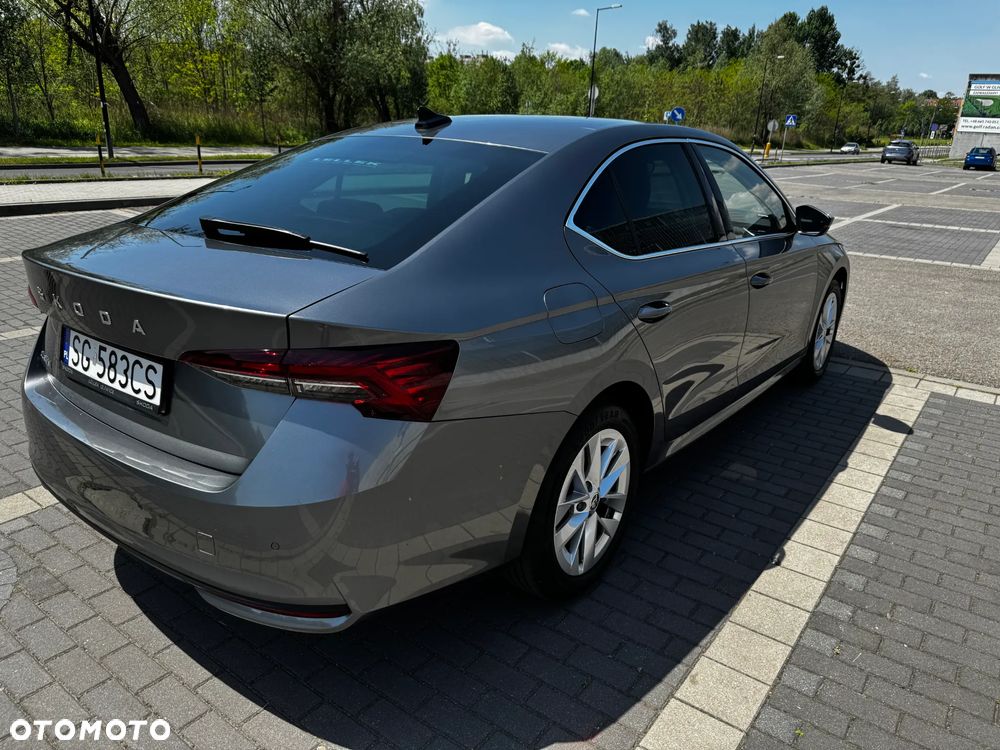 Skoda Octavia 2.0 TDI Selection DSG - 4