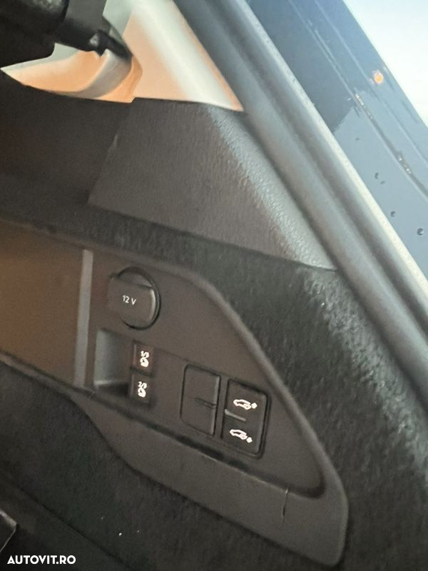 Volkswagen Touareg V6 TDI BMT Supreme Plus - 12