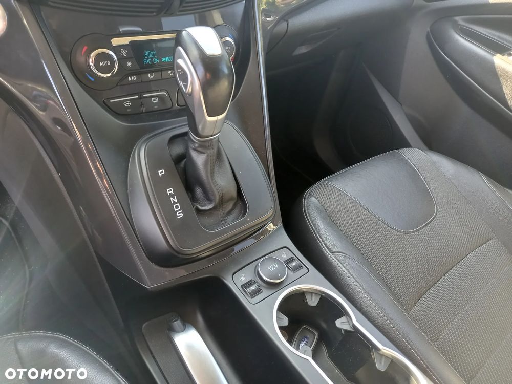 Ford Kuga 2.0 TDCi 4x4 Titanium - 14