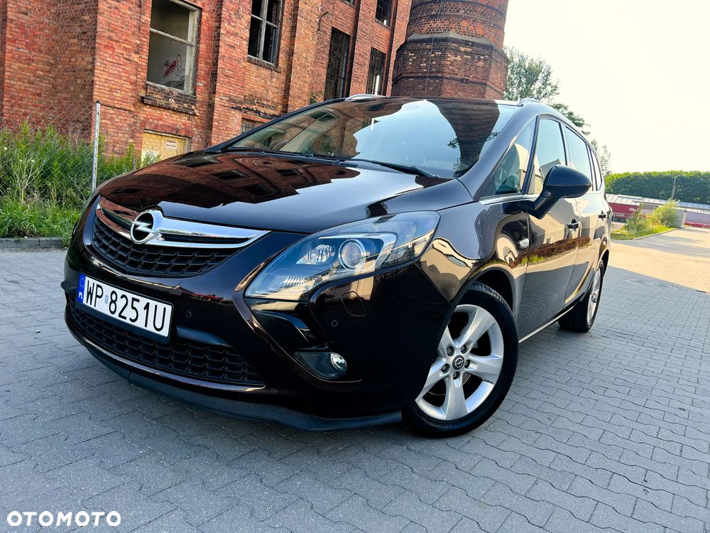 Opel Zafira 1.6 T SIDI Cosmo S&S - 2