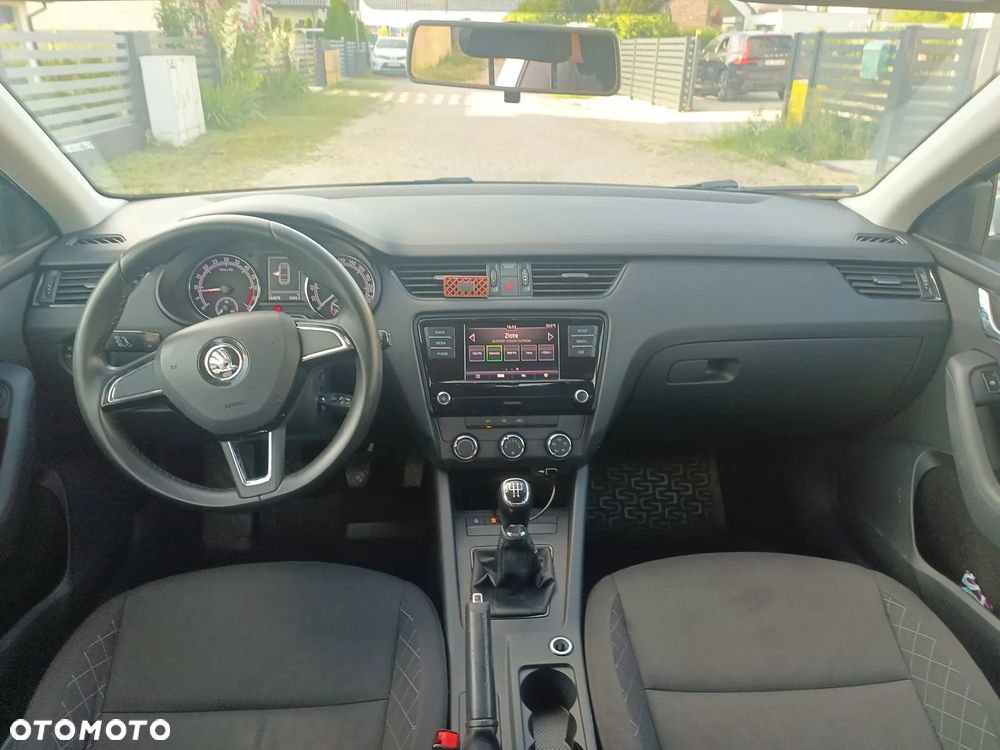 Skoda Octavia 1.6 TDI Ambition - 17