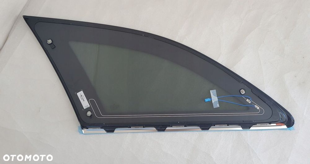 SZYBA KAROSERYJNA PRAWA TYLNA BAGAŻNIKA MERCEDES E-KLASA W213 LIFT 2020- - 2