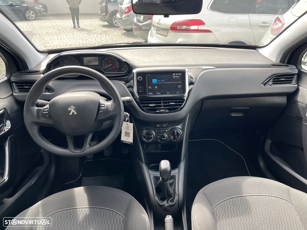 Peugeot 208 1.2 PureTech Active - 12