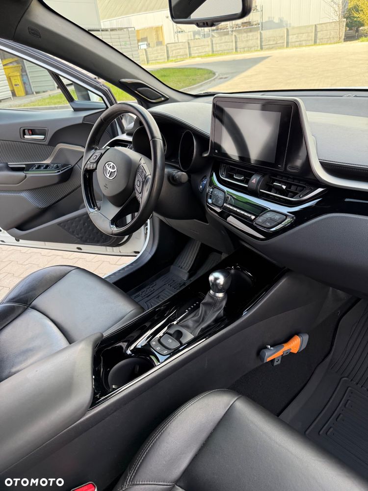 Toyota C-HR 1.8 Hybrid Premium - 29