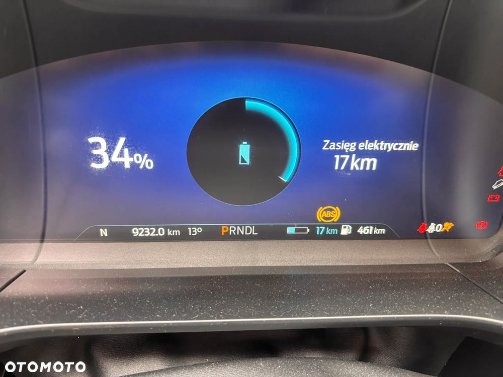 Ford Kuga - 24