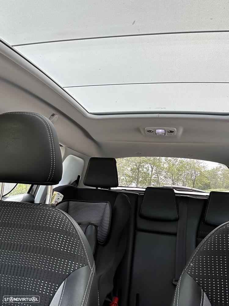 Peugeot 2008 1.2 PureTech Allure - 6