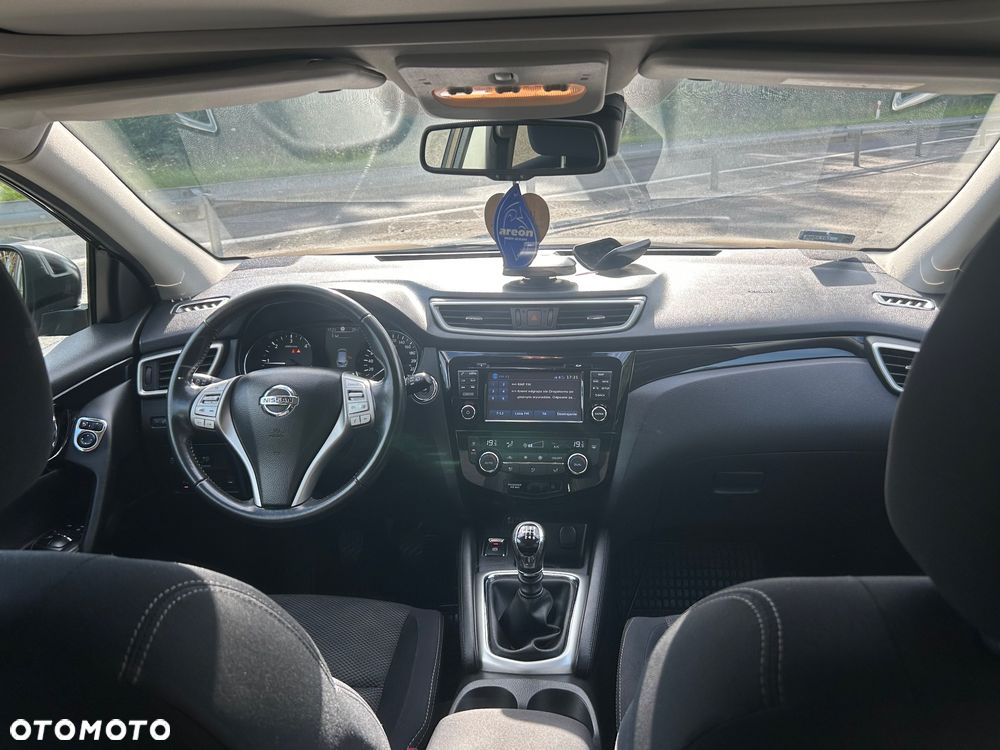 Nissan Qashqai 1.6 DCi N-Connecta - 8