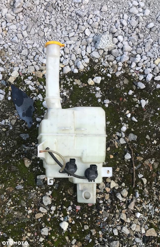 Mazda 2 DY DE DJ 3 BK BL BPBM 5 CR CW 6 gg Gy GH GJ GL cx-3 cx-30 cx-5 cx-7  zbiornik spryskiwaczy spryskiwacz zwykły xenon czujnik pompka zatyczka wężyki wszystkie Czesci - 5