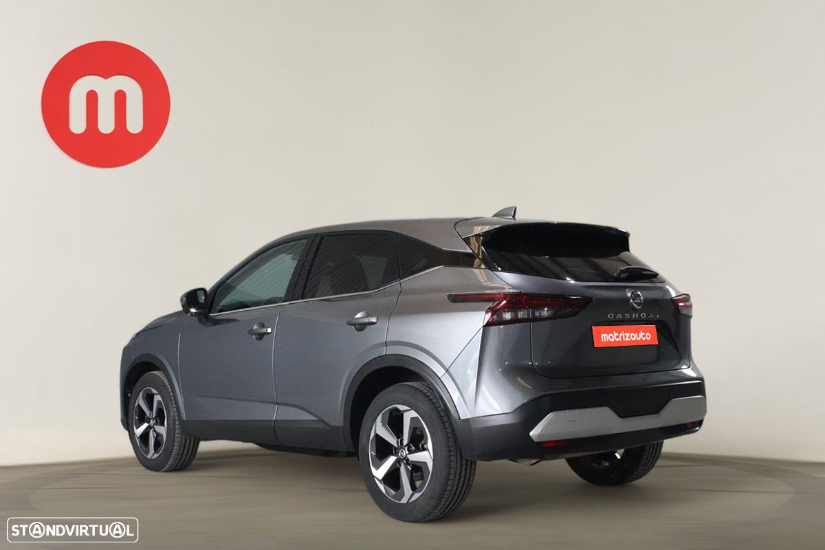 Nissan Qashqai 1.3 DIG-T N-Connecta Xtronic - 3
