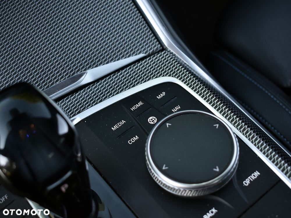 BMW Seria 3 320d M Sport Shadow sport - 28