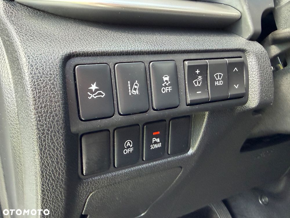 Mitsubishi Eclipse Cross - 11
