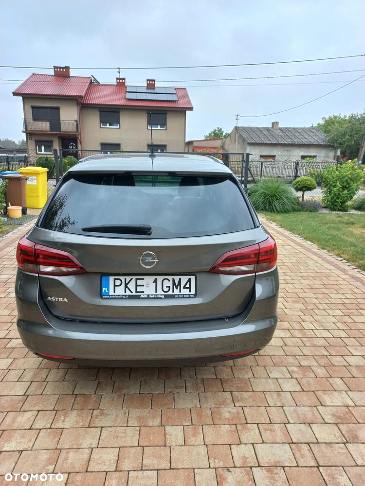 Opel Astra 1.4 Turbo 120 Jahre - 18
