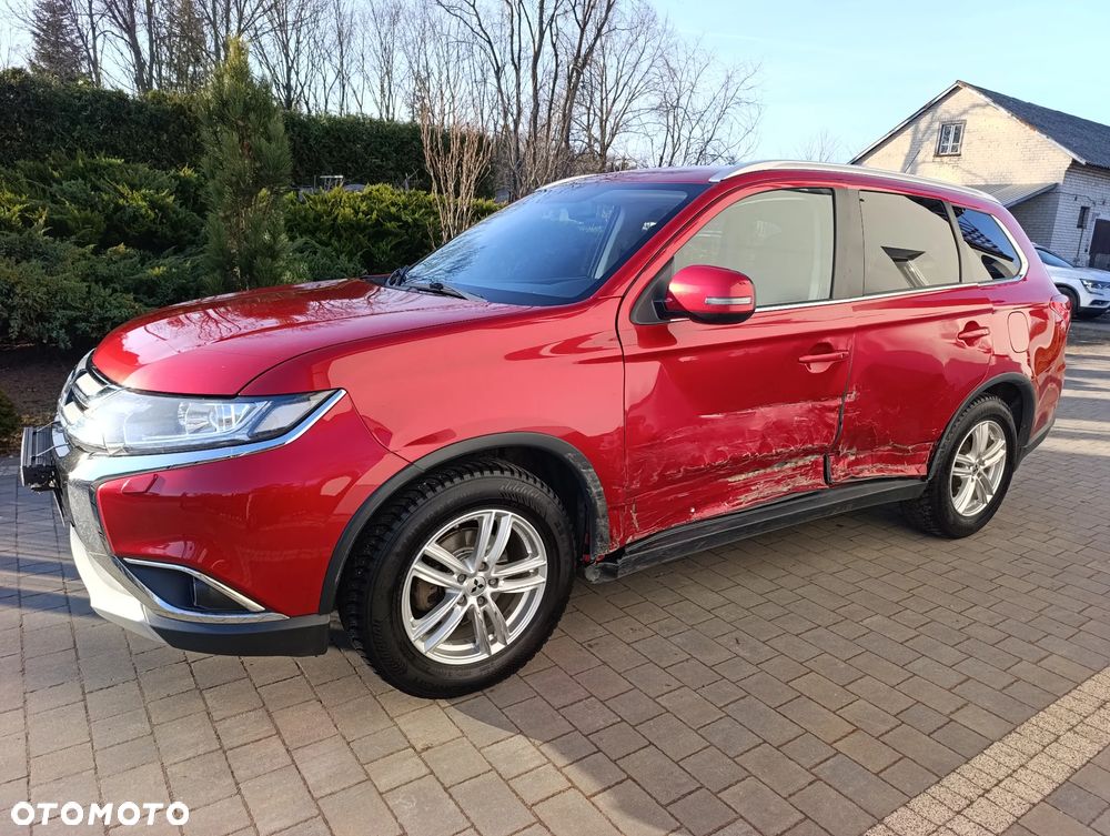 Mitsubishi Outlander 2.0 Instyle Navi CVT - 9