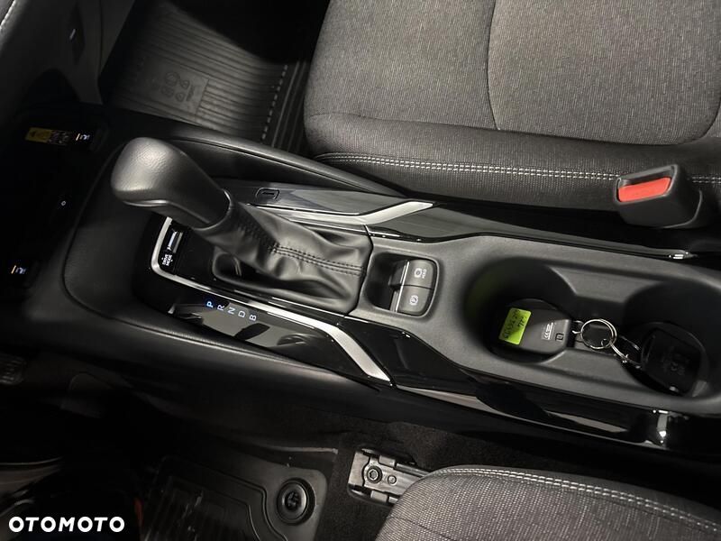 Toyota Corolla 1.8 Hybrid Comfort - 18