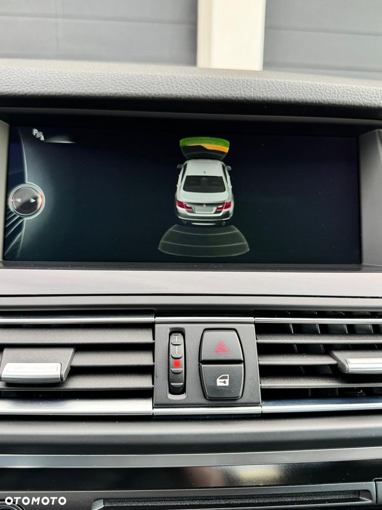 BMW Seria 5 525d xDrive - 20