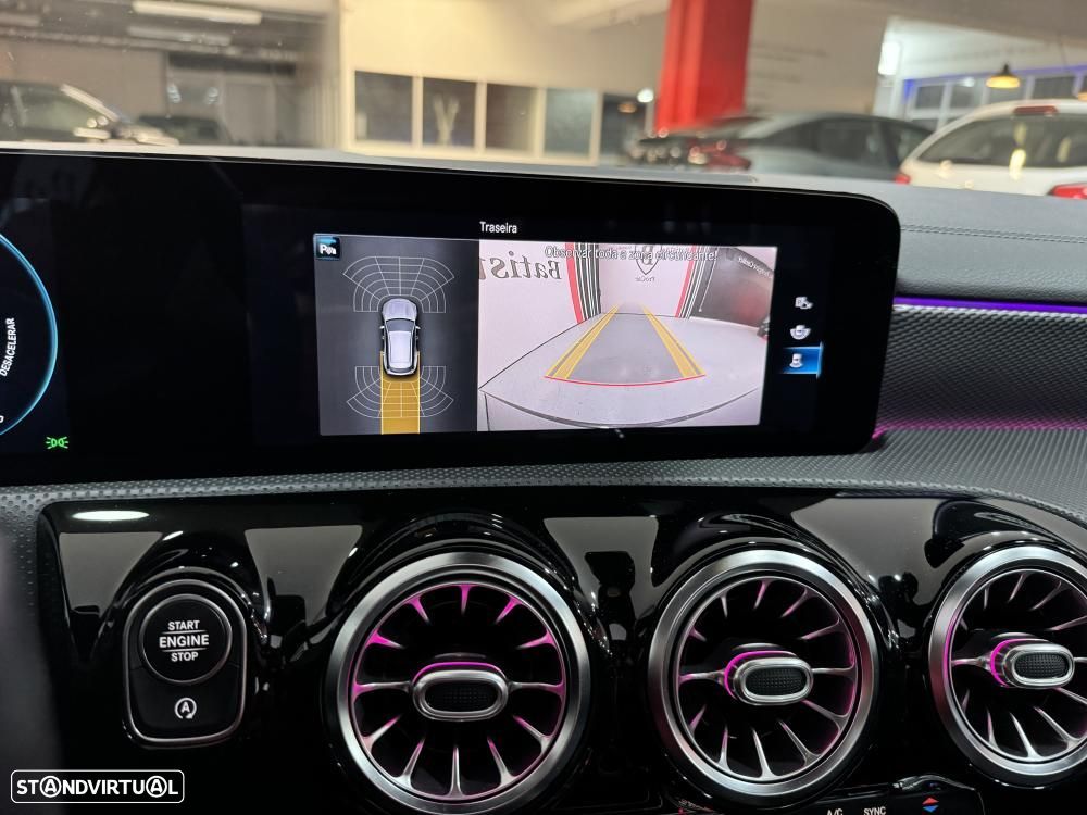 Mercedes-Benz CLA 180 d Progressive - 32