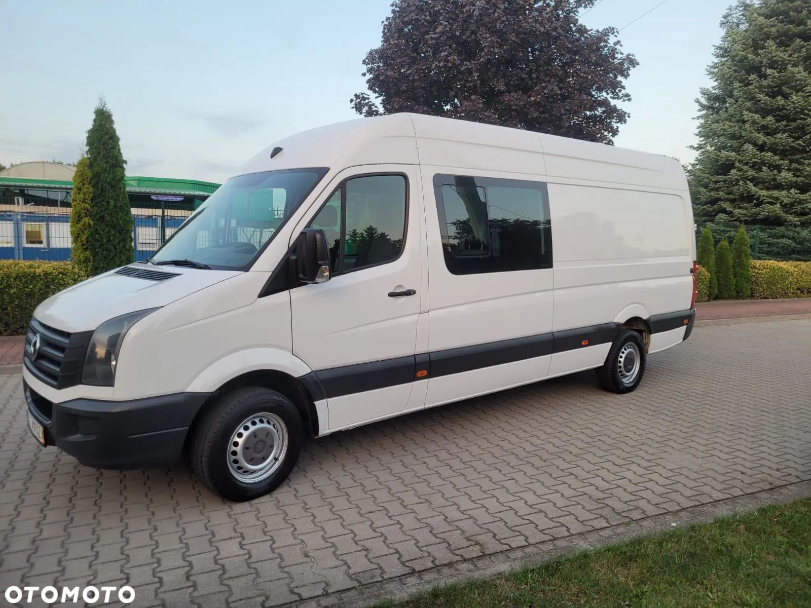Volkswagen Crafter - 1