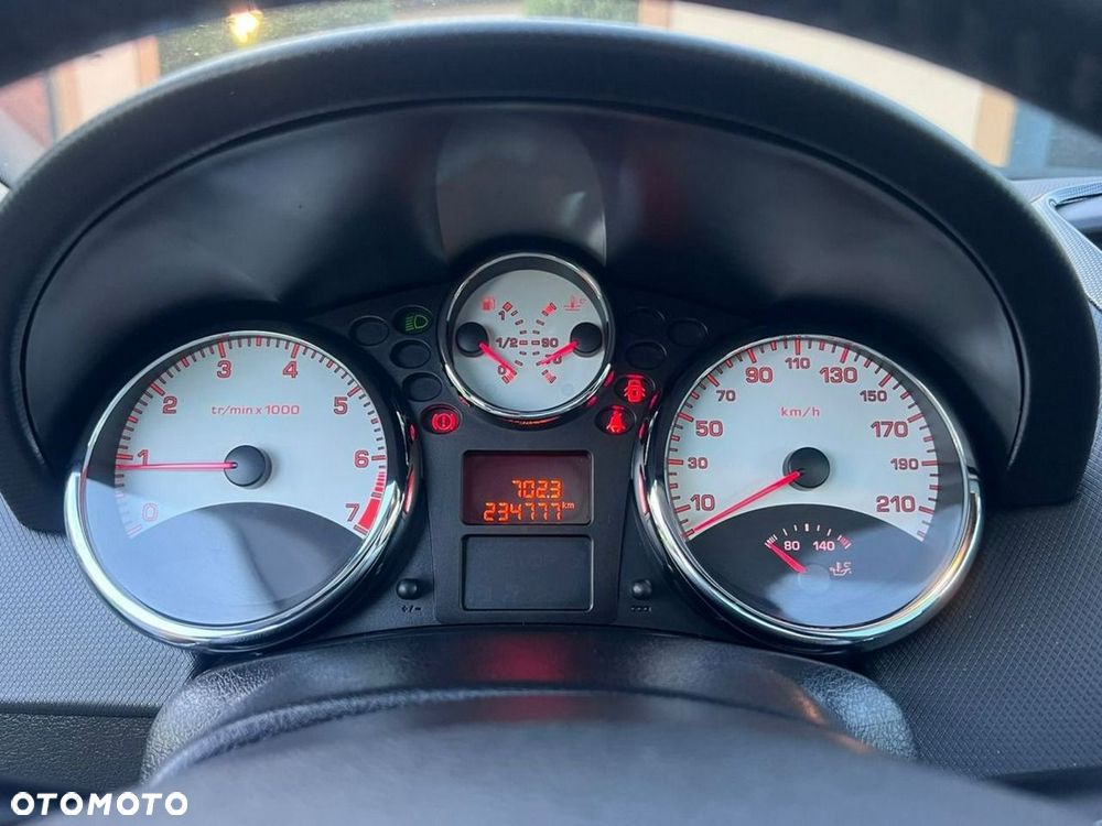 Peugeot 207 1.6 THP Platinum - 15