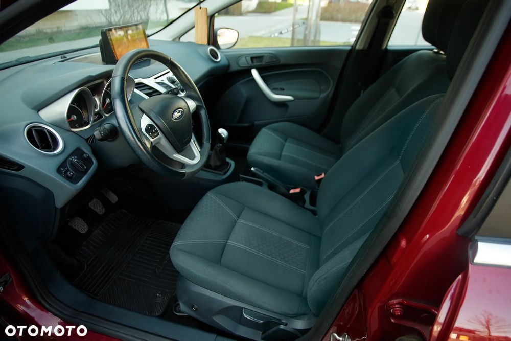 Ford Fiesta 1.25 Titanium EU5 - 18