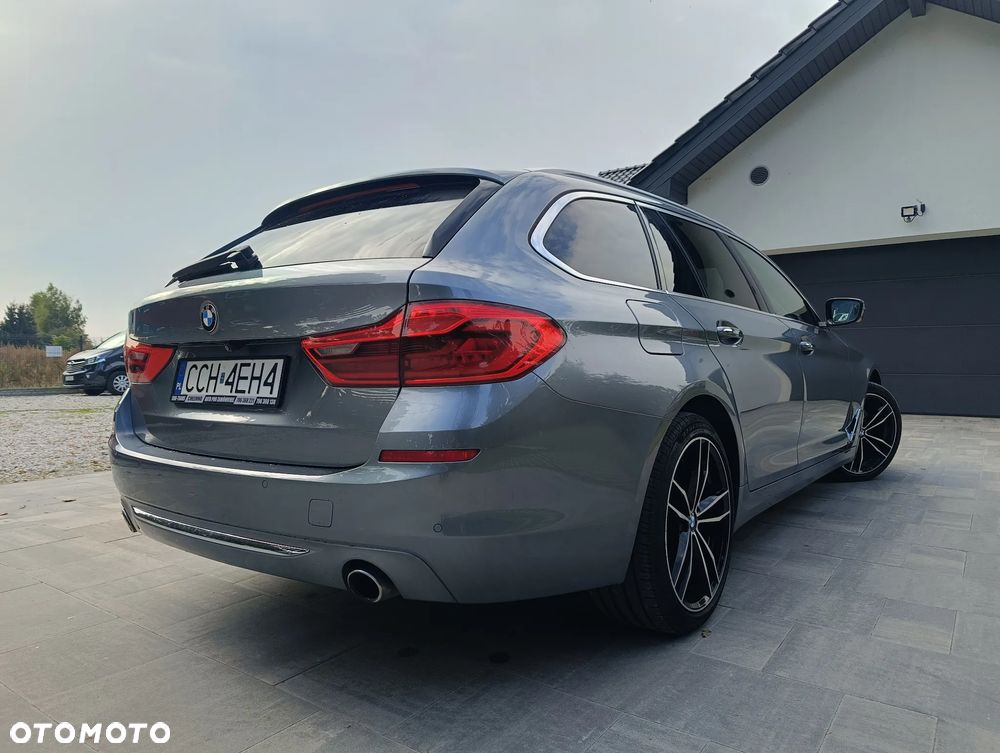 BMW Seria 5 525d Touring Luxury Line - 5