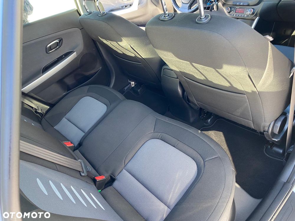 Kia Ceed 1.6 CRDi Business Line - 10
