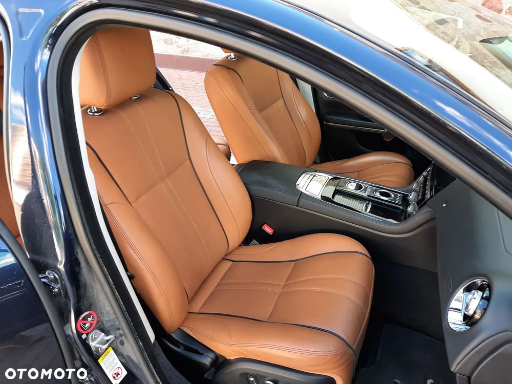 Jaguar XJ 3.0 V6 Kompressor AWD R-Sport - 34