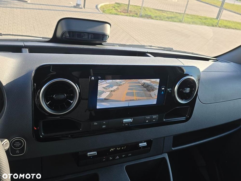 Mercedes-Benz Sprinter 319 CDI Long PRO 9G-Tronic - 16