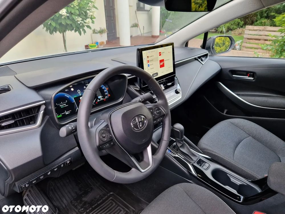 Toyota Corolla 1.8 Hybrid Style - 22