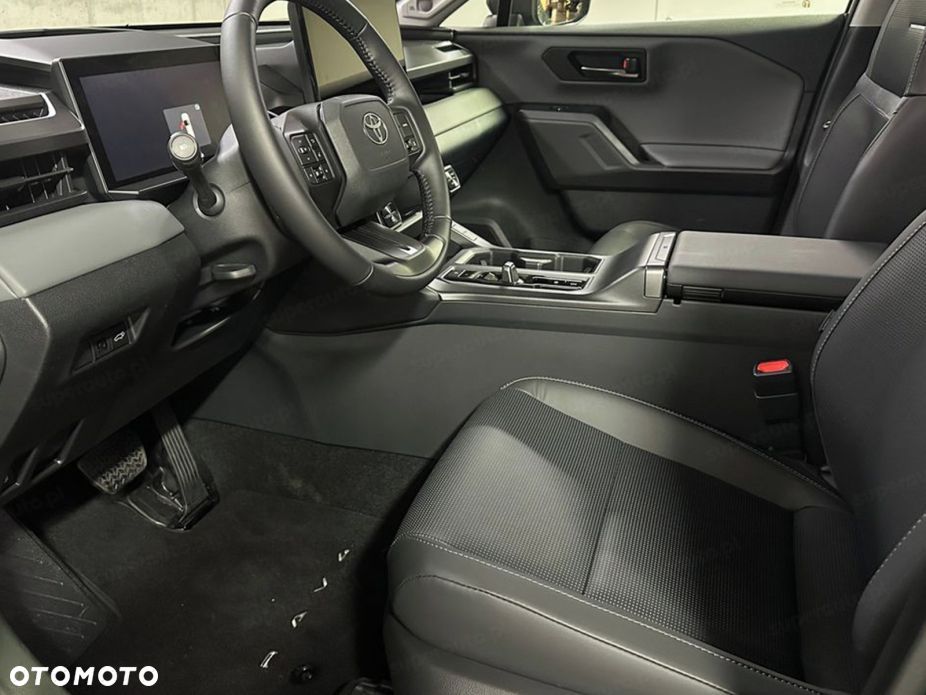 Toyota RAV4 - 7