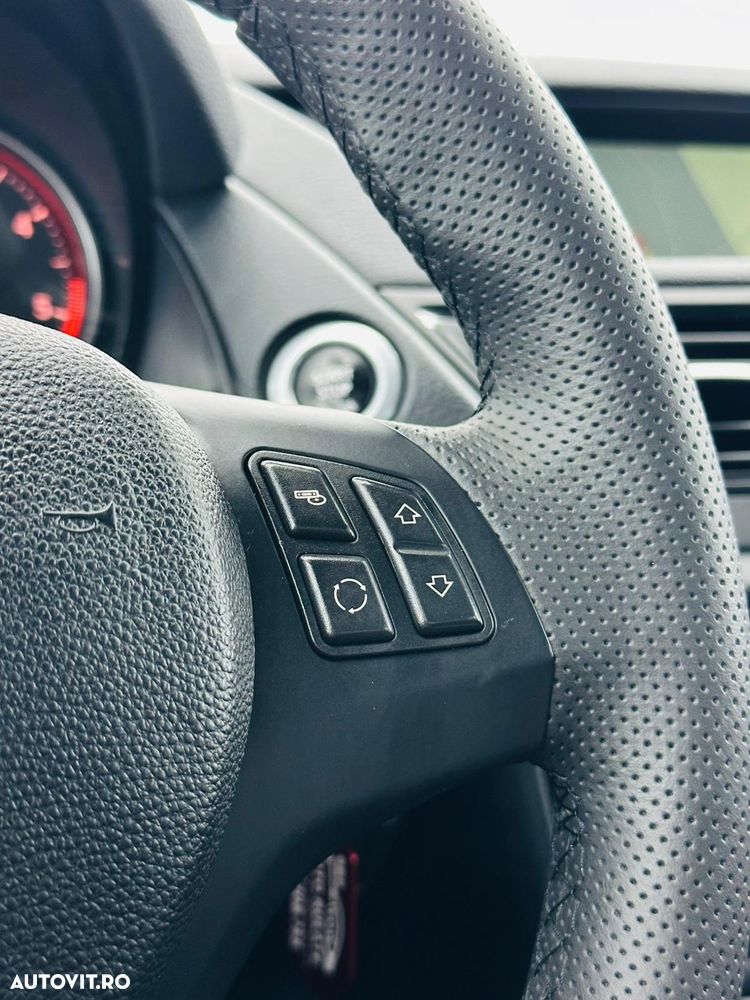 BMW X1 xDrive18d Sport Line - 23