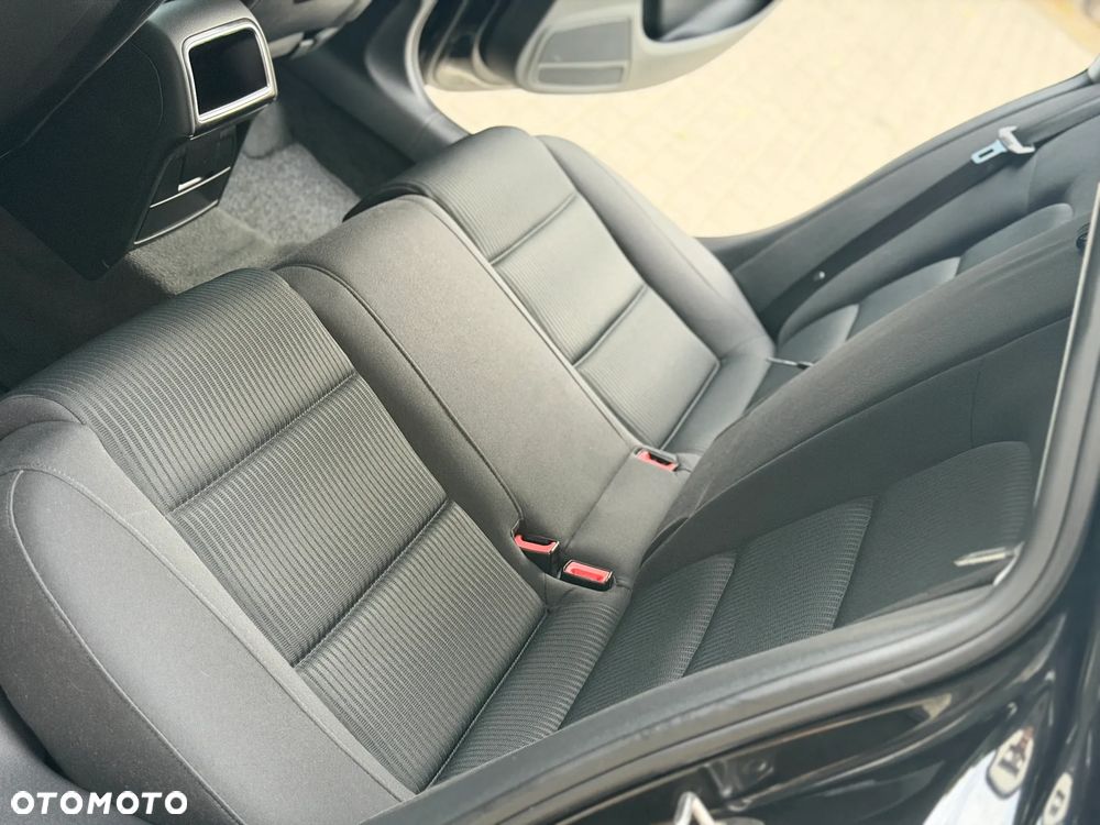 Audi A4 Avant - 25