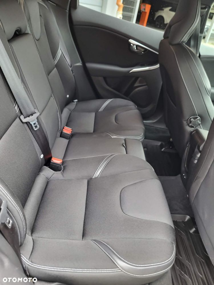 Volvo V40 D3 Geartronic Momentum - 11