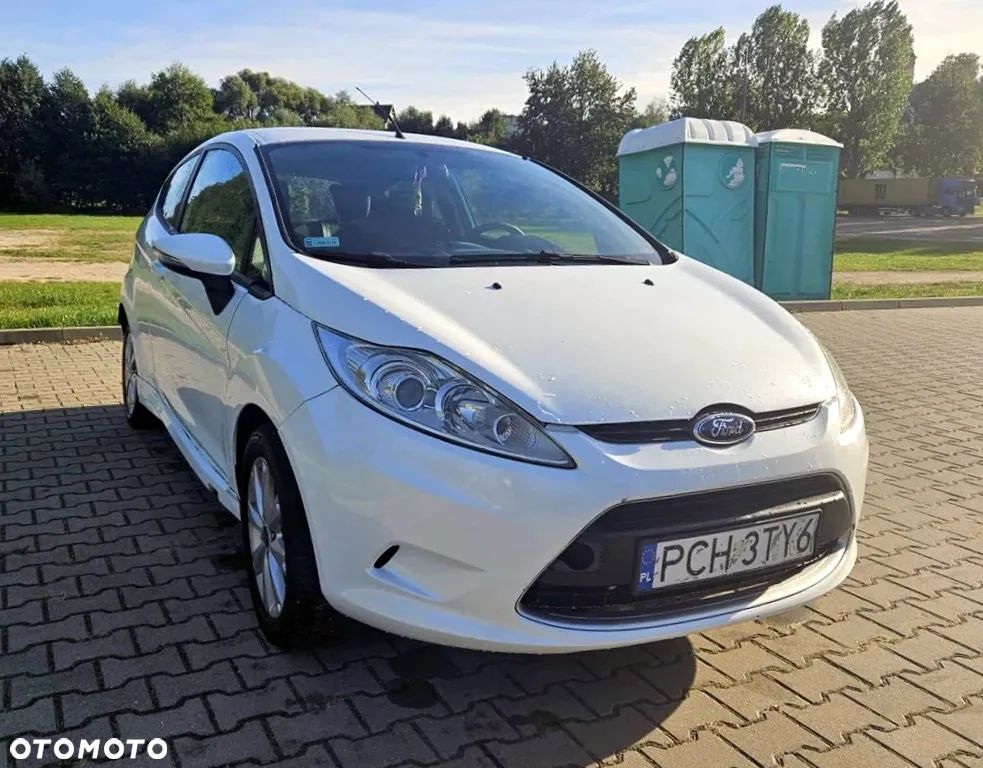 Ford Fiesta 1.4 TDCi Ambiente - 4