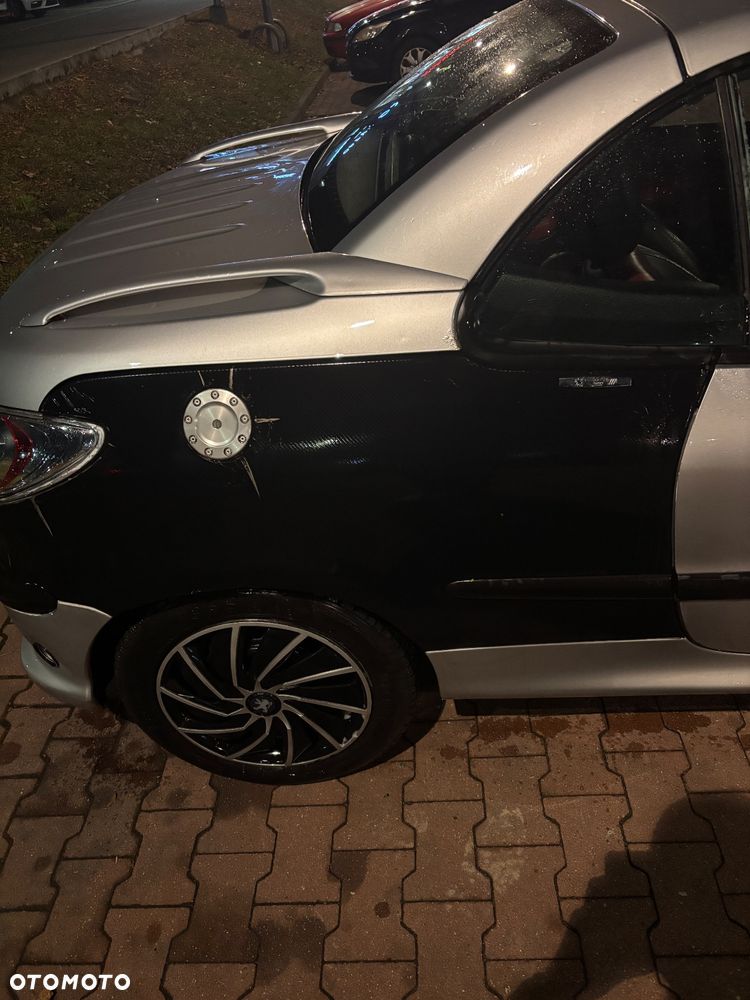 Peugeot 206 CC 1.6 - 4