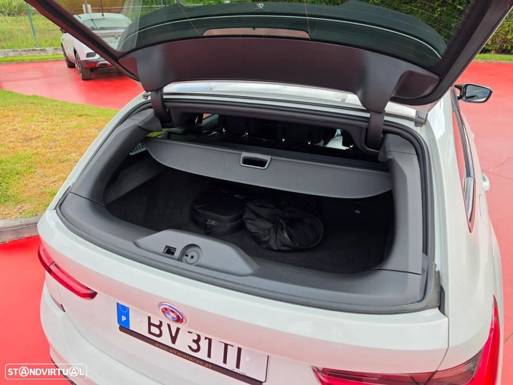 BMW 330 e Pack M Auto - 8