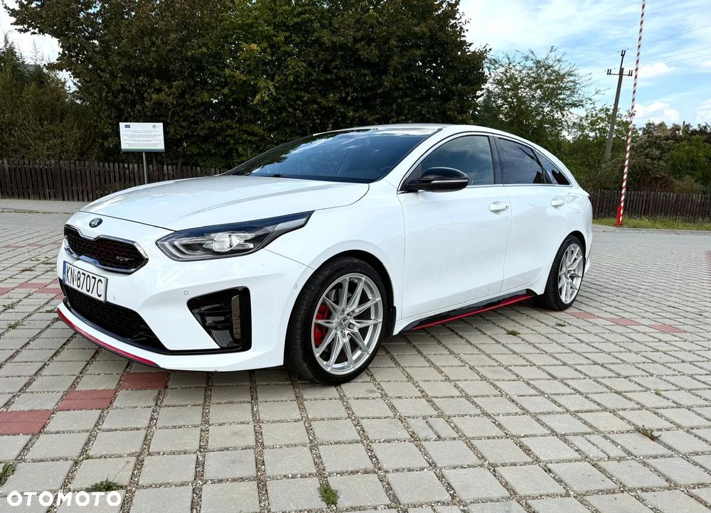 Kia ProCeed 1.6 T-GDI GT - 1