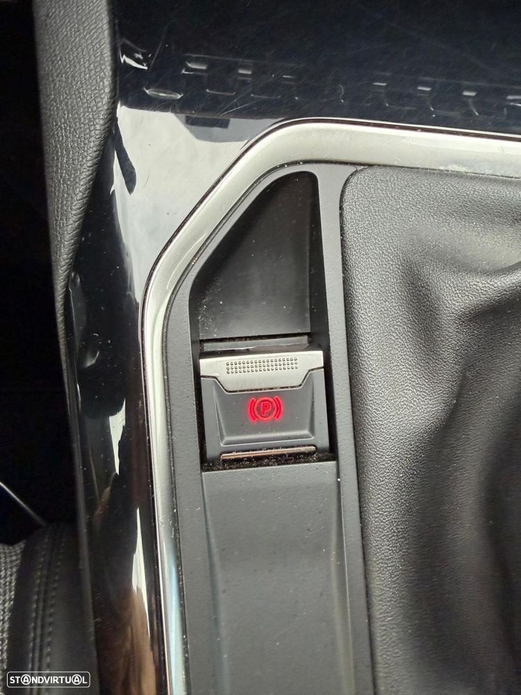 Peugeot 3008 1.5 BlueHDi Allure - 21