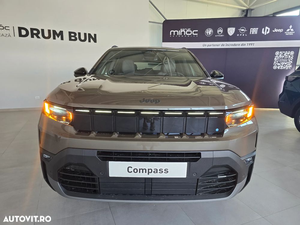 Jeep Compass 1.2 e-Hybrid DCT6 First Edition - 40