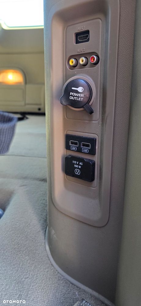 Chrysler Town & Country 3.6 Touring - 5