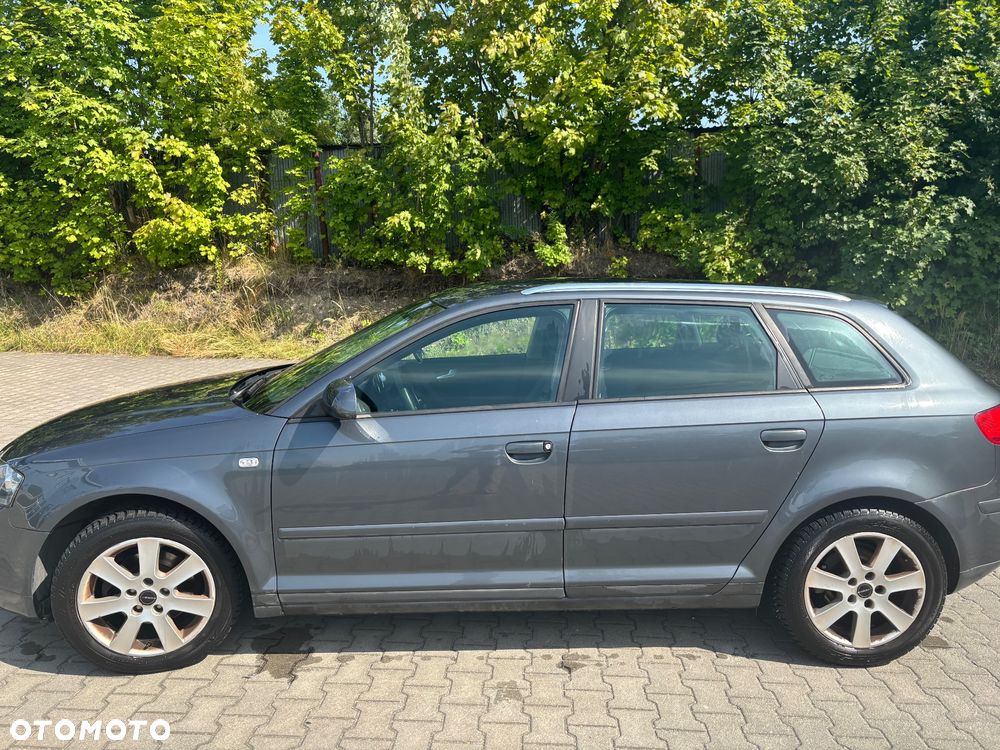 Audi A3 Sportback - 2
