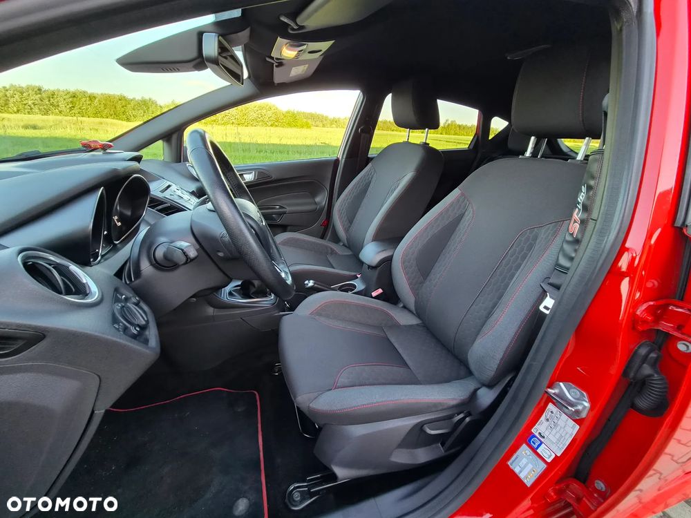 Ford Fiesta 1.0 EcoBoost ST-Line - 28