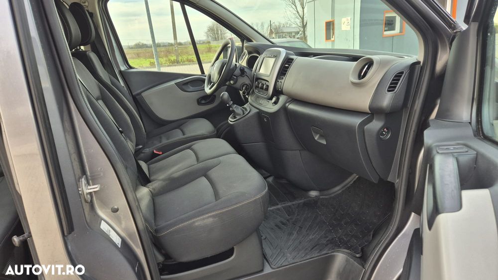 Renault Trafic ENERGY Grand Combi Authentique - 4