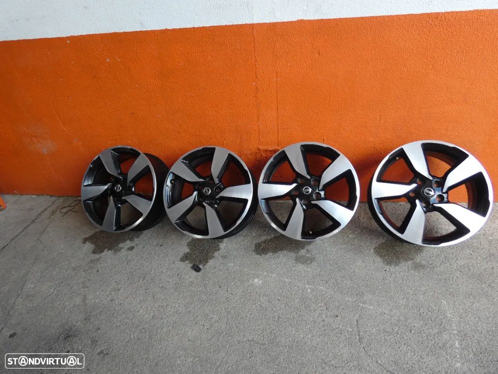 Jantes Nissan 18 com furaçao 5 x 114,3 - 3