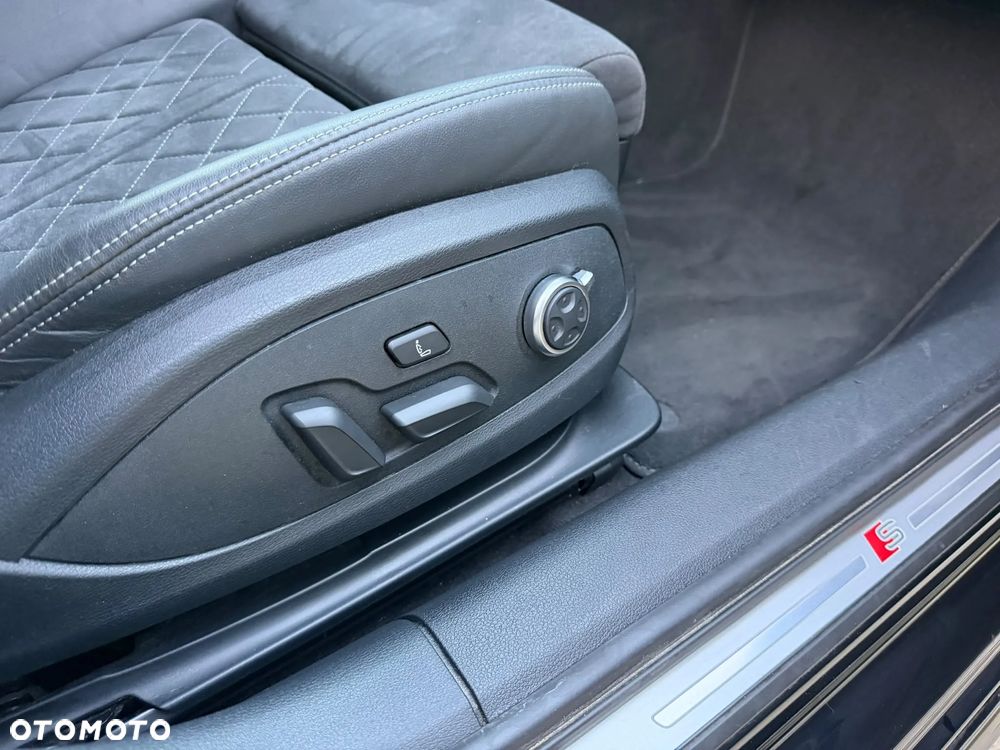 Audi A4 Avant 40 TFSI mHEV S Line S tronic - 17