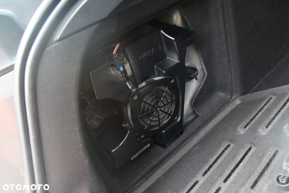 Renault Laguna dCi 110 FAP Bose Edition - 32