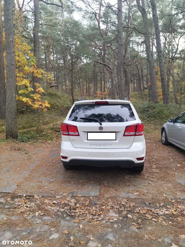 Fiat Freemont 2.0 Multijet 16V DPF Automatik Allrad Black Code - 4