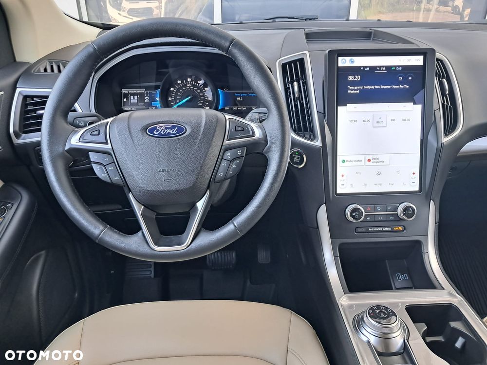 Ford Edge - 11